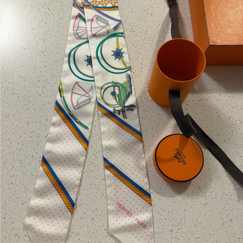 Hermès Off White Multicolour Silk Twilly Scarf